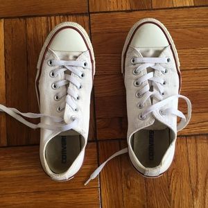 White low top Converse All Stars